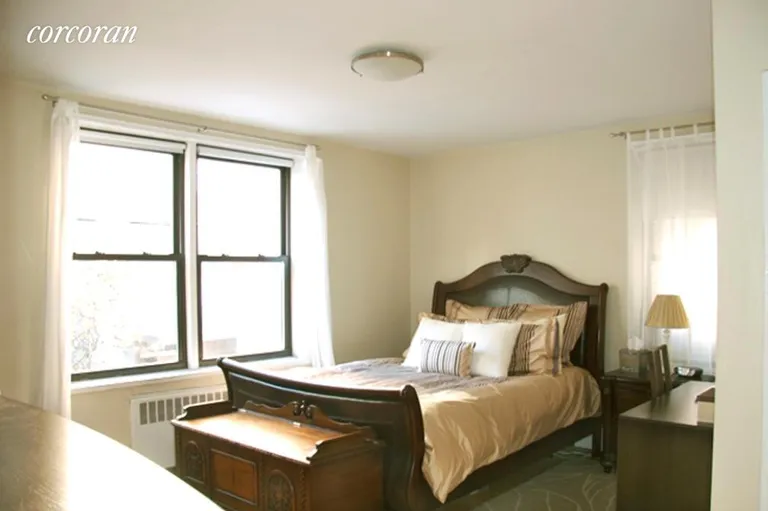 New York City Real Estate | View 60 East 9th Street, 232 | Extra Large Bedroom | View 3