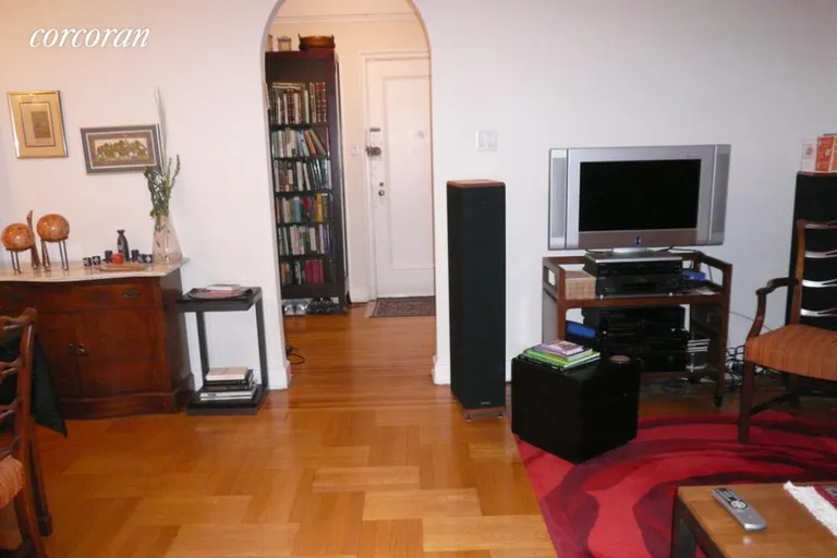 New York City Real Estate | View 201 West 77th Street, 4A | 1 Bed, 1 Bath | View 1