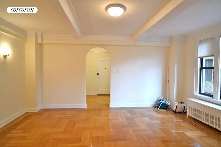New York City Real Estate | View 201 West 77th Street, 4A | room 4 | View 5