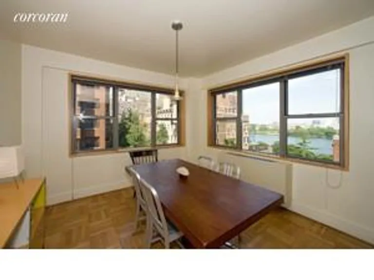 New York City Real Estate | View 12 Beekman Place, 6A | room 1 | View 2