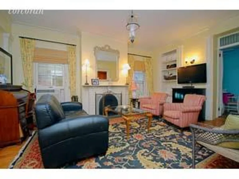 New York City Real Estate | View 63 Cranberry Street, 2 | 2 Beds, 2 Baths | View 1