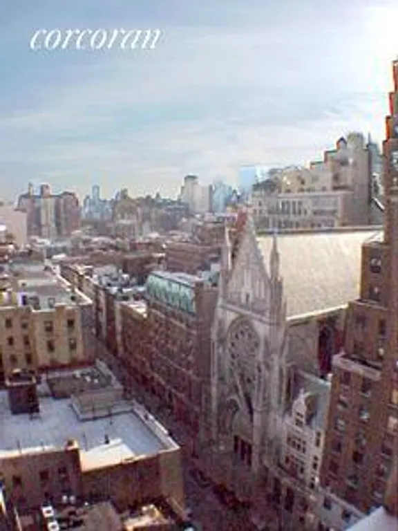 New York City Real Estate | View 171 West 71st Street, PHE | room 2 | View 3