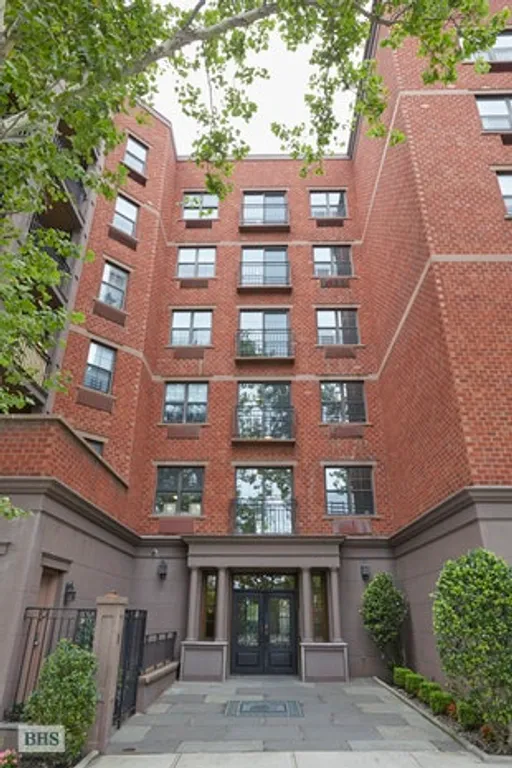 New York City Real Estate | View 93 Rapelye Street, 3G | 2 Beds, 1 Bath | View 2