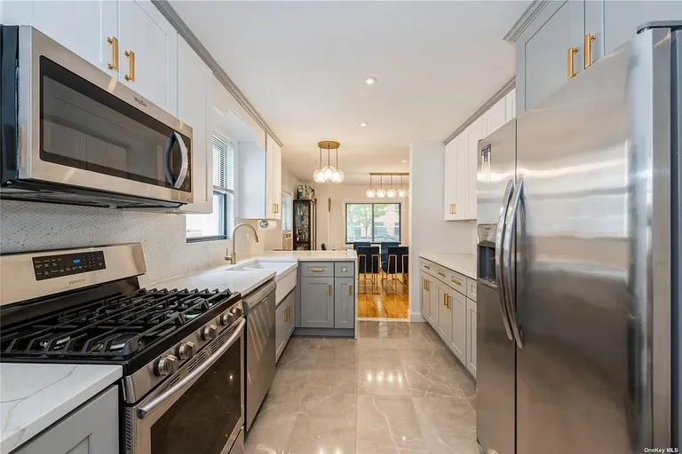 New York City Real Estate | View 143-25 Hoover Avenue, Townhouse | Photo (RPX) | View 8