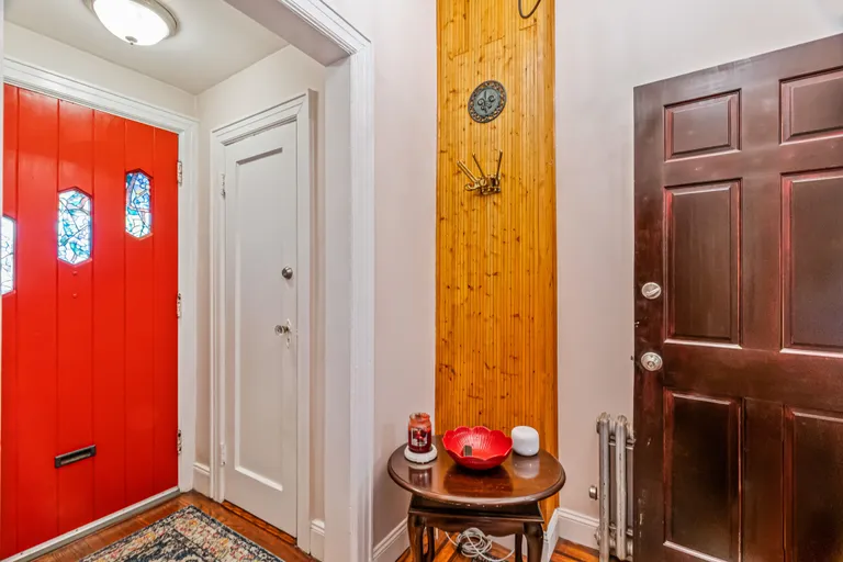 New York City Real Estate | View 88-18 74th Avenue, TOWNHOUSE | Photo (RPX) | View 19