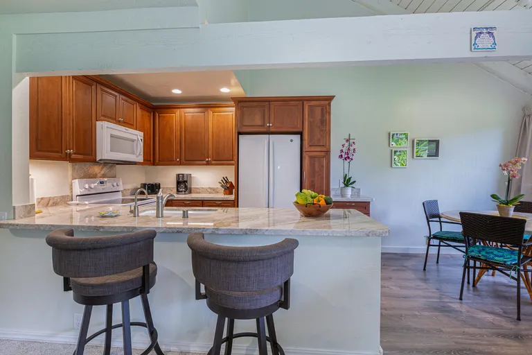 Hawaii Real Estate | View 5280 KA HAKU RD, #8 | room 10 | View 11