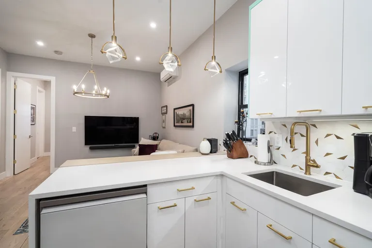 Jersey City/Hoboken Real Estate | View 166 Steuben St Unit# 4 | room 12 | View 13