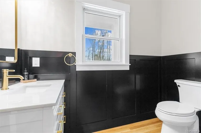New York City Real Estate | View 33 Aberdeen Road | room 9 | View 10