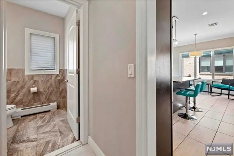 New York City Real Estate | View 20 Park Street #A | room 18 | View 19