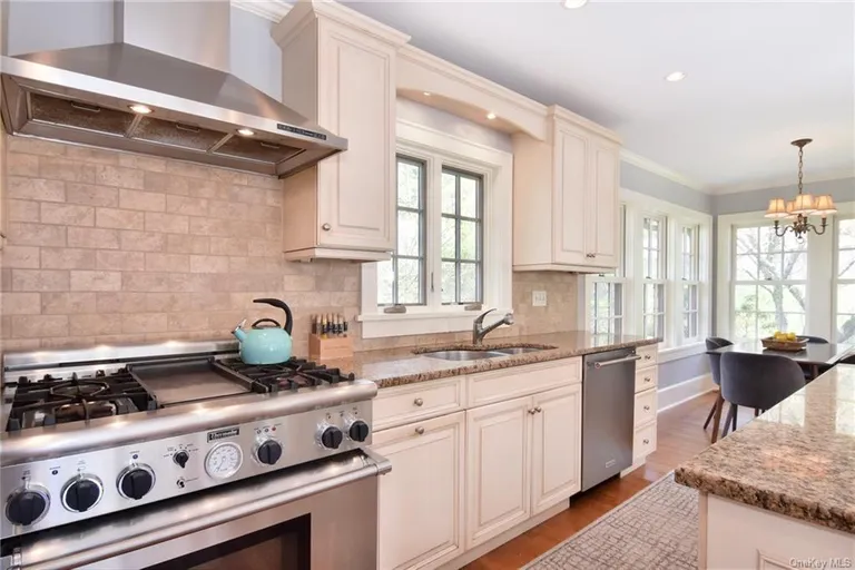 New York City Real Estate | View 244 Palisade Avenue | room 10 | View 11