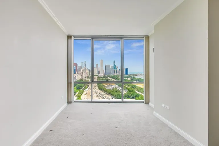 New York City Real Estate | View 1201 S Prairie, 2402 | room 22 | View 23