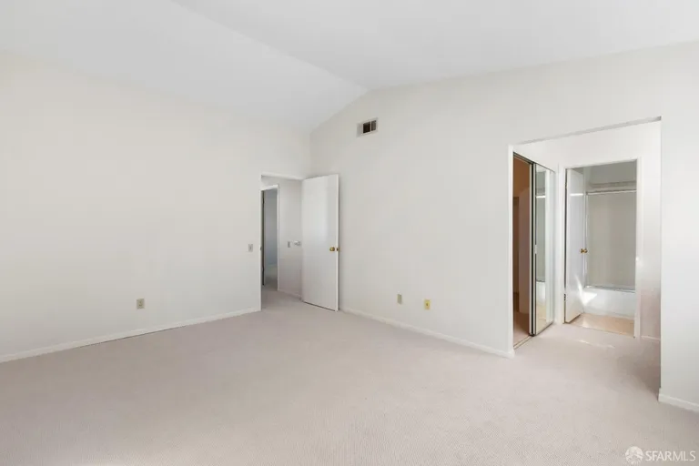 New York City Real Estate | View 281 South Wildwood | room 20 | View 21