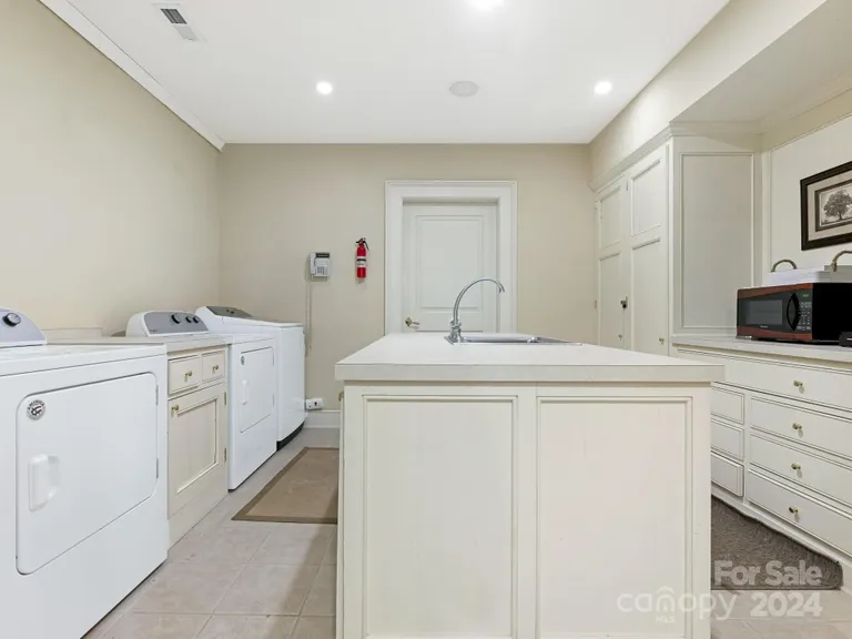 Charlotte Real Estate | View 380 Pine Ridge | room 32 | View 33