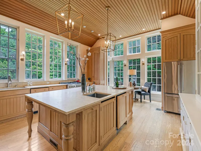 Charlotte Real Estate | View 380 Pine Ridge | room 10 | View 11