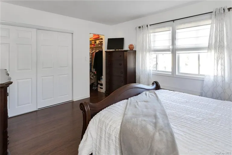 New York City Real Estate | View 21 Kenneth Stuart Unit# B | room 15 | View 16