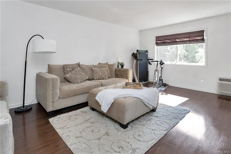 New York City Real Estate | View 21 Kenneth Stuart Unit# B | room 4 | View 5