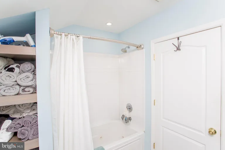 Central NJ/Bucks County, PA Real Estate | View 16 S Union St | room 24 | View 25