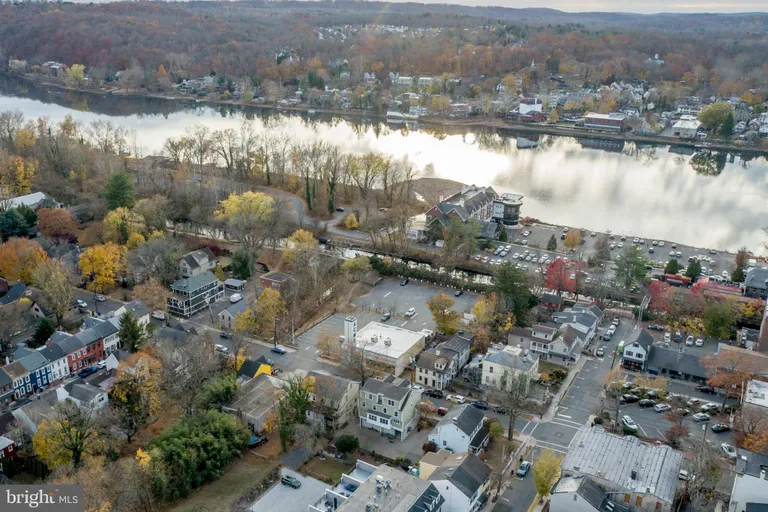 Central NJ/Bucks County, PA Real Estate | View 16 S Union St | room 46 | View 47