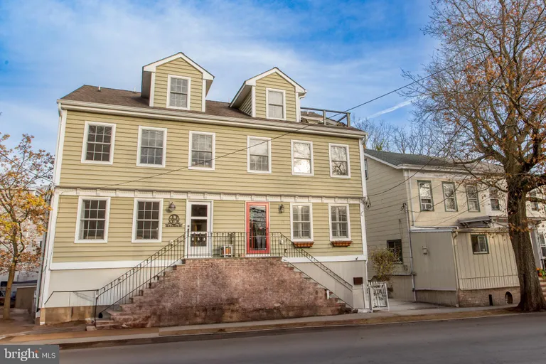 Central NJ/Bucks County, PA Real Estate | View 16 S Union St | 3 Beds, 2 Baths | View 1