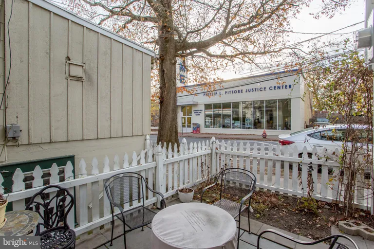 Central NJ/Bucks County, PA Real Estate | View 16 S Union St | room 42 | View 43