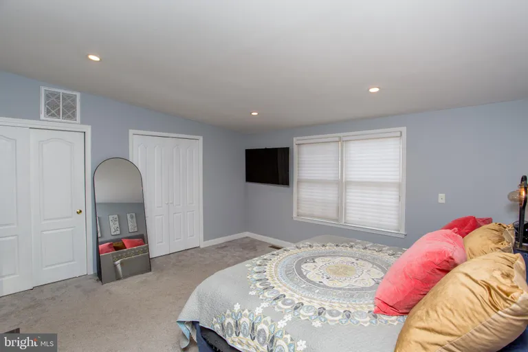 Central NJ/Bucks County, PA Real Estate | View 16 S Union St | room 22 | View 23