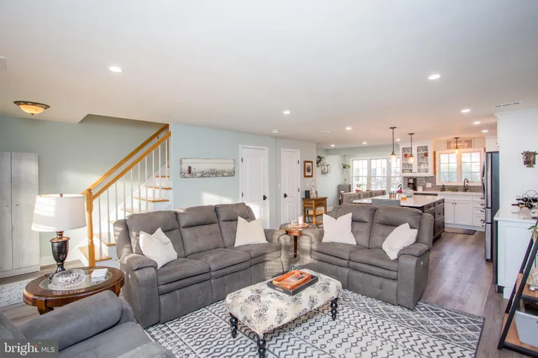 Central NJ/Bucks County, PA Real Estate | View 16 S Union St | room 5 | View 6