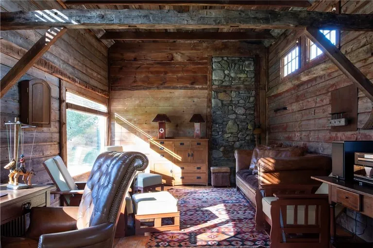 Hudson Valley Real Estate | View 465 Shunpike | room 19 | View 20