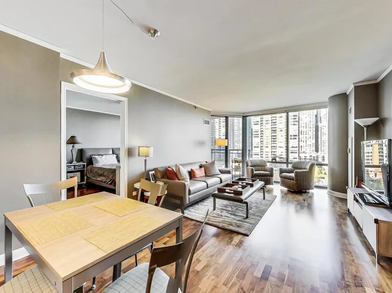 New York City Real Estate | View 450 E Waterside, 701 | room 7 | View 8