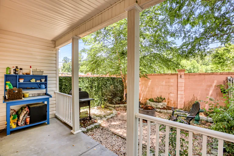 Savannah Real Estate | View 105 Station Trail | room 7 | View 8