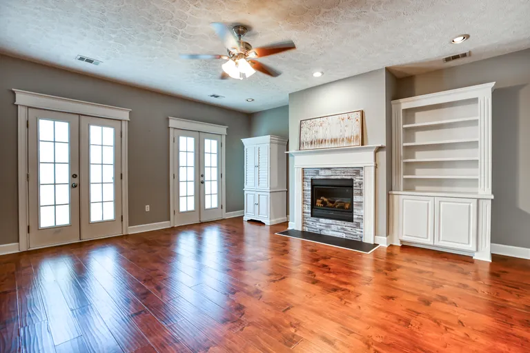 Savannah Real Estate | View 105 Station Trail | room 11 | View 12