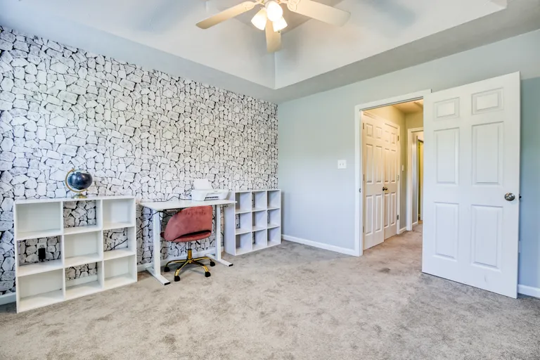 Savannah Real Estate | View 105 Station Trail | room 24 | View 25