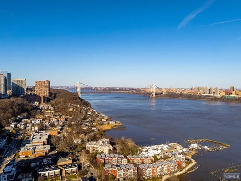 New York City Real Estate | View 689 Undercliff Avenue #B | room 85 | View 86
