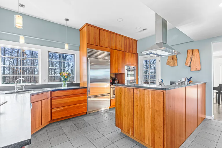New York City Real Estate | View 26 Chaucer | room 8 | View 9