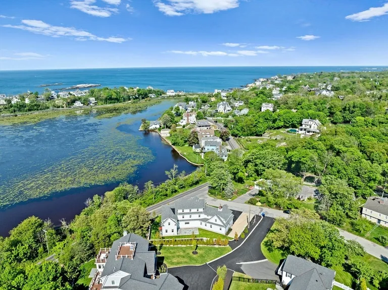 Boston, MA Real Estate | View 4 Windy Hill Rd | room 23 | View 24