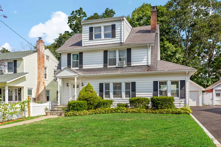 Westchester Real Estate | View 61 Stone Ave | PennyH-61 Stone-20 | View 33