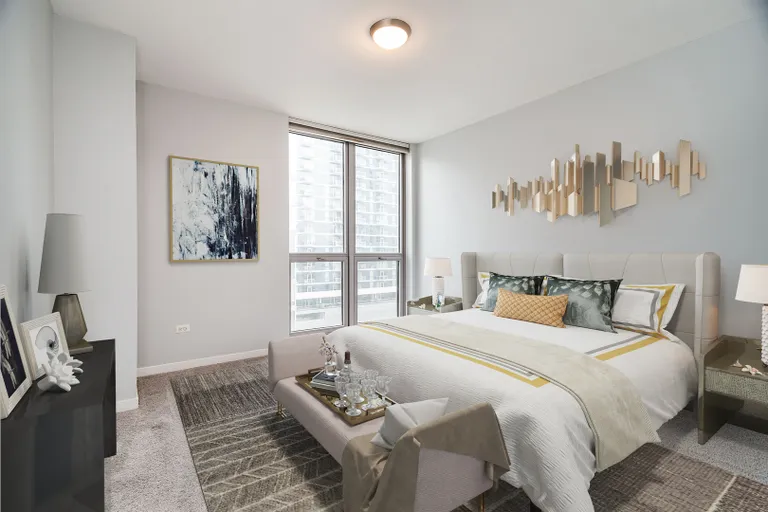 New York City Real Estate | View 200 W Grand, 1102 | room 3 | View 4