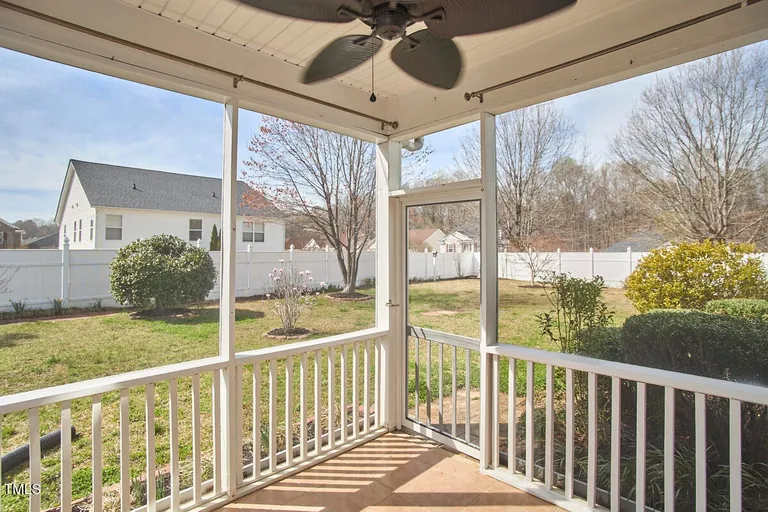 Raleigh, NC Real Estate | View 442 Steel Hopper Way | room 37 | View 38