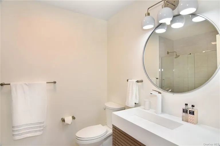 New York City Real Estate | View 10 Cherry Hill Court | room 28 | View 29