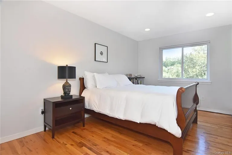 New York City Real Estate | View 10 Cherry Hill Court | room 27 | View 28