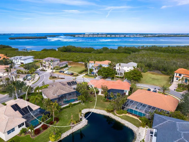 Sarasota/St. Petersburg Real Estate | View 12334 Baypointe Terrace | room 2 | View 3