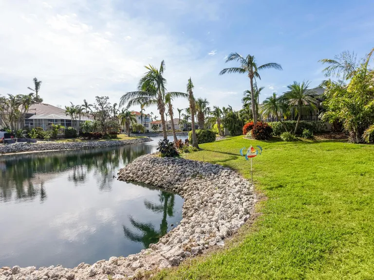 Sarasota/St. Petersburg Real Estate | View 12334 Baypointe Terrace | room 34 | View 35