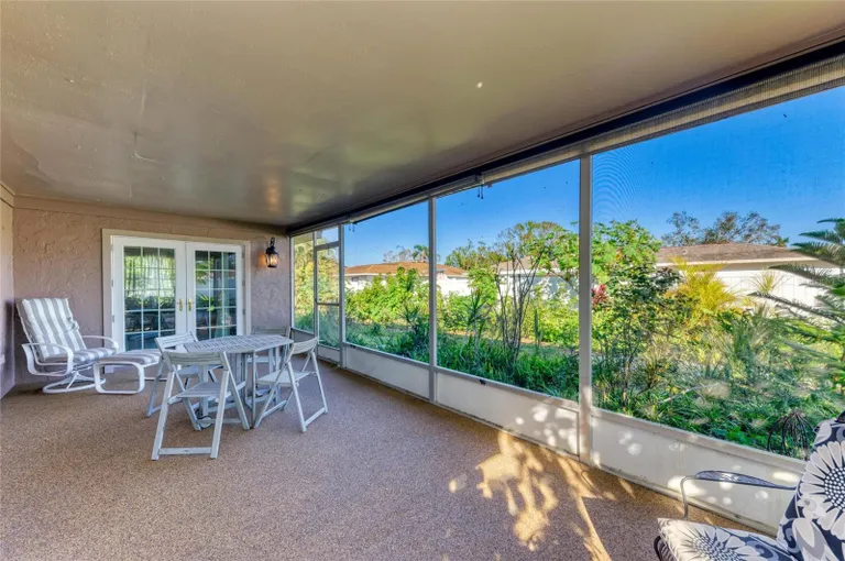Sarasota/St. Petersburg Real Estate | View 2211 42nd Street W | room 32 | View 33