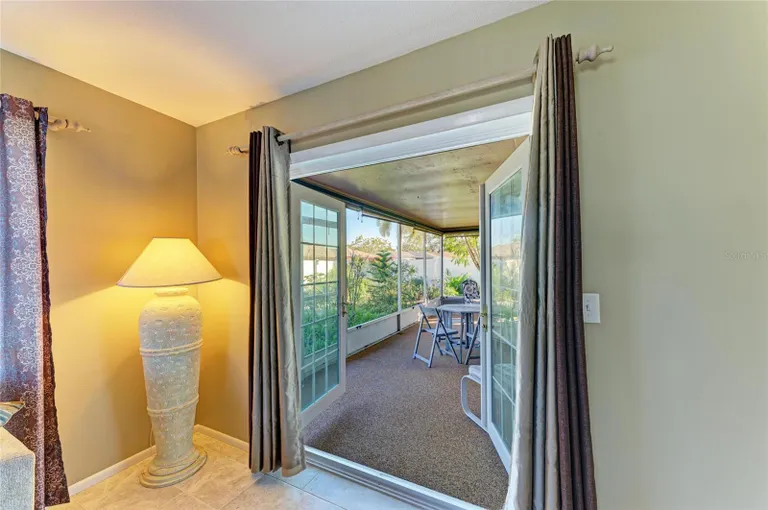 Sarasota/St. Petersburg Real Estate | View 2211 42nd Street W | room 29 | View 30