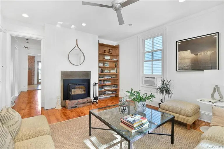 New York City Real Estate | View 75 Depot Place | room 3 | View 4