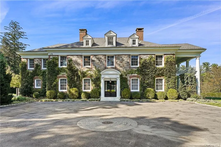 New York City Real Estate | View 44 Broad Brook Road | 6 Beds, 5 Baths | View 1