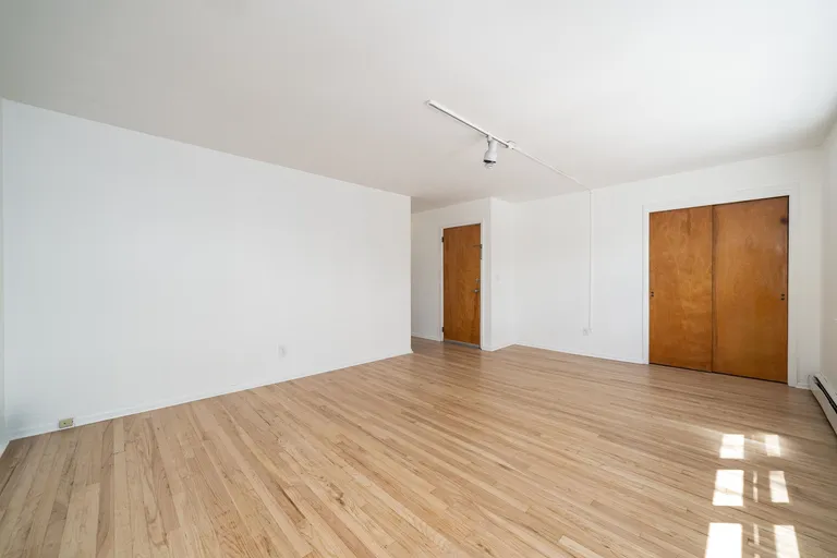 New York City Real Estate | View 78 Waverly St Unit# 2 | room 2 | View 3
