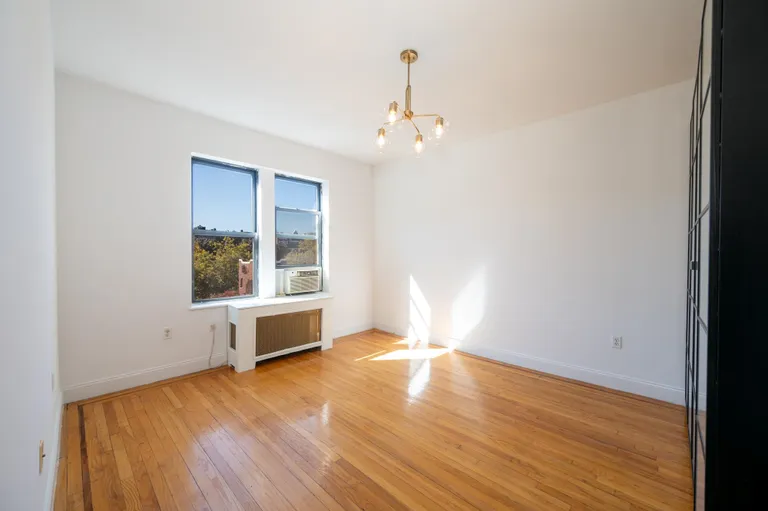 New York City Real Estate | View 333 Fairmount Ave Unit# 5E | room 7 | View 8