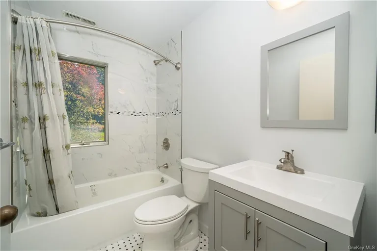 New York City Real Estate | View 122 Old Briarcliff Road | room 20 | View 21
