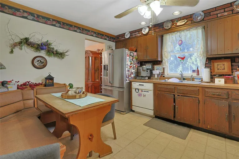 Rockland/Orange/NJ Real Estate | View 12 Country Lane | room 13 | View 14