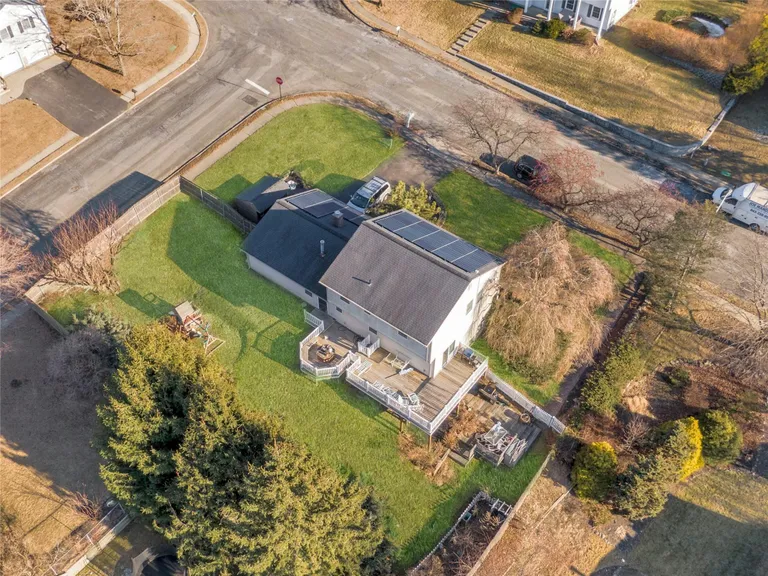 Rockland/Orange/NJ Real Estate | View 12 Country Lane | room 34 | View 35